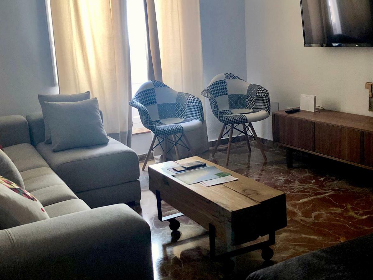 Gatu Premium Villa Aramburu, " Preferente Mayores De 25 Anos Y Familias " El Puerto de Santa María Exteriér fotografie