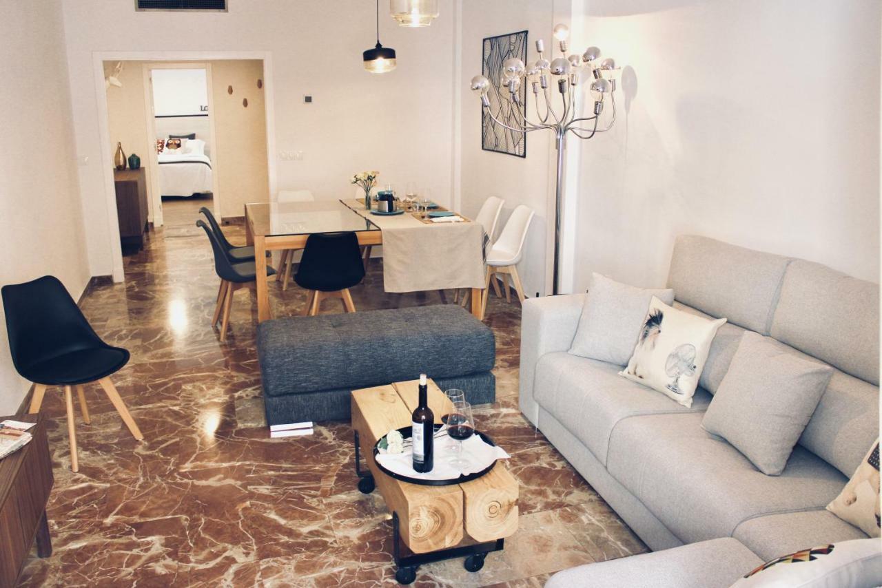 Gatu Premium Villa Aramburu, " Preferente Mayores De 25 Anos Y Familias " El Puerto de Santa María Exteriér fotografie